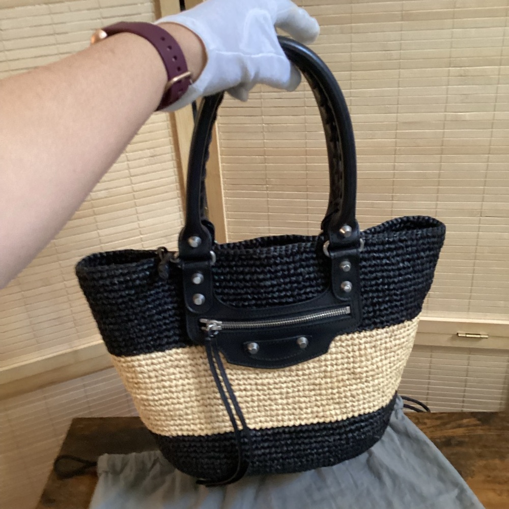 Balenciaga Raffia Panier Small Tote bag - Picture 13 of 13
